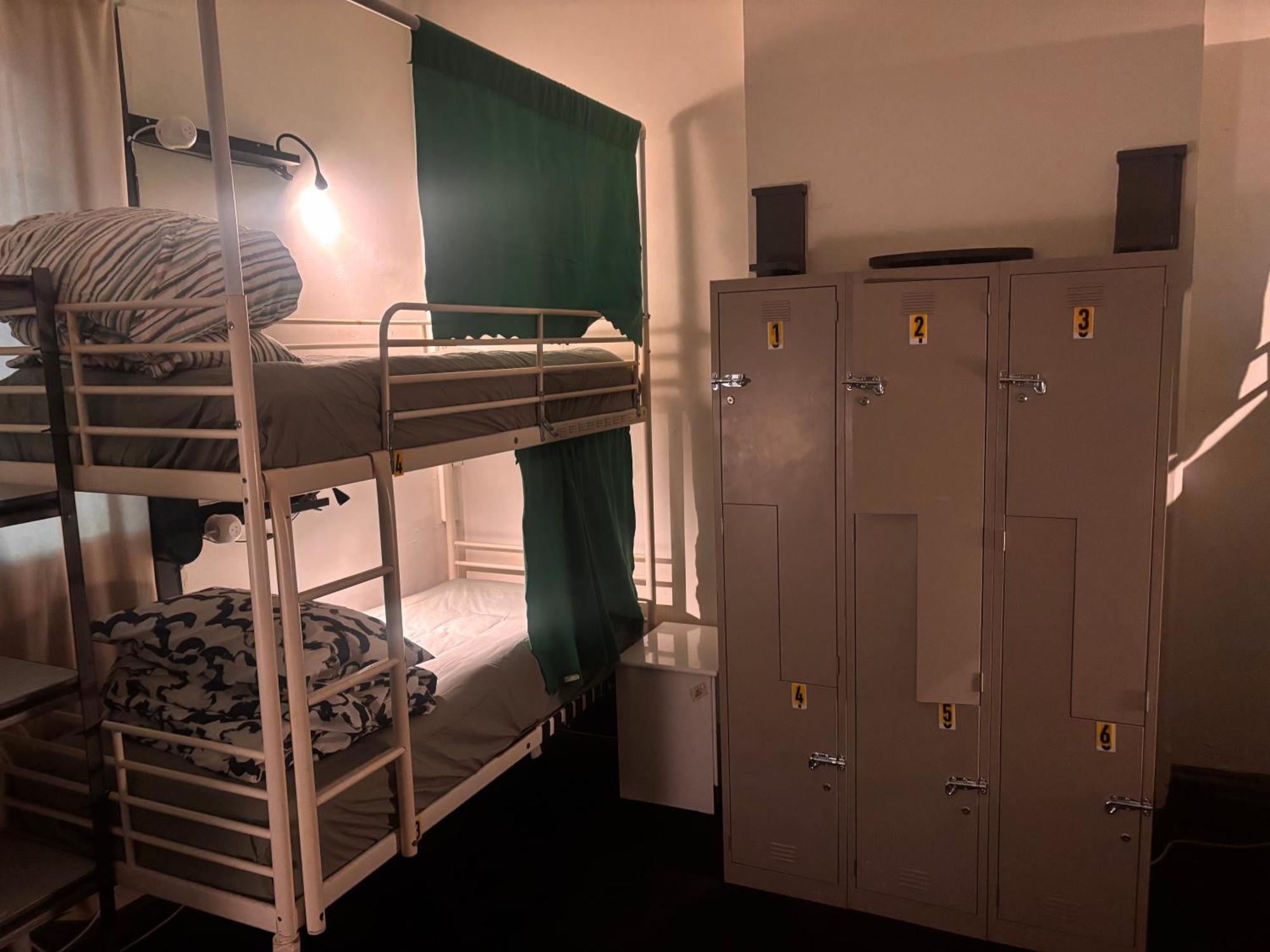 Shiralee Hostel -Note - Valid Passport Required To Check In — Photos 1